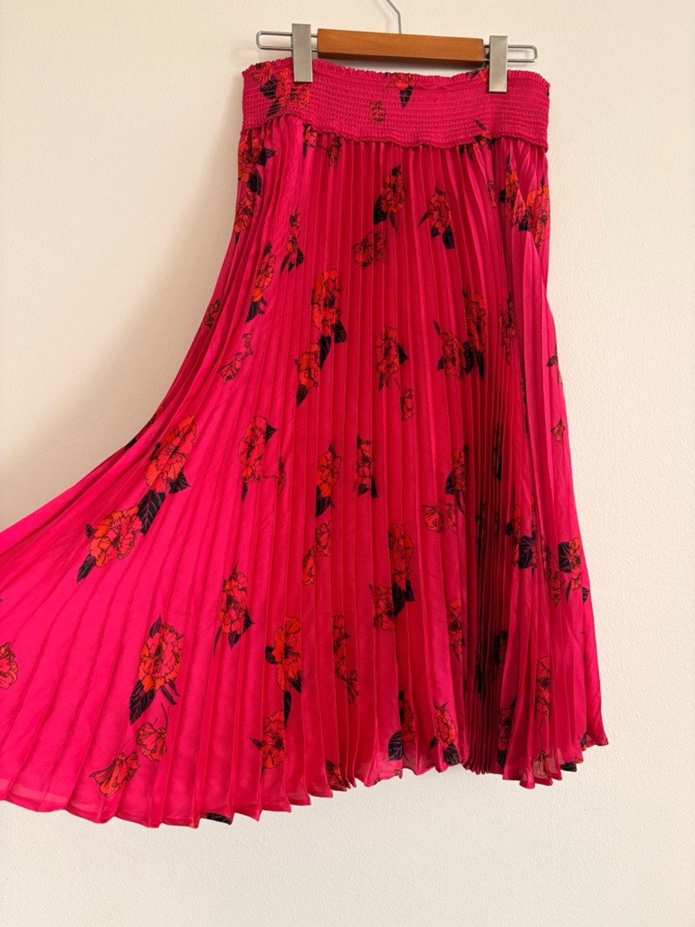 Banana Republic Pink Floral Pleated Midi Skirt